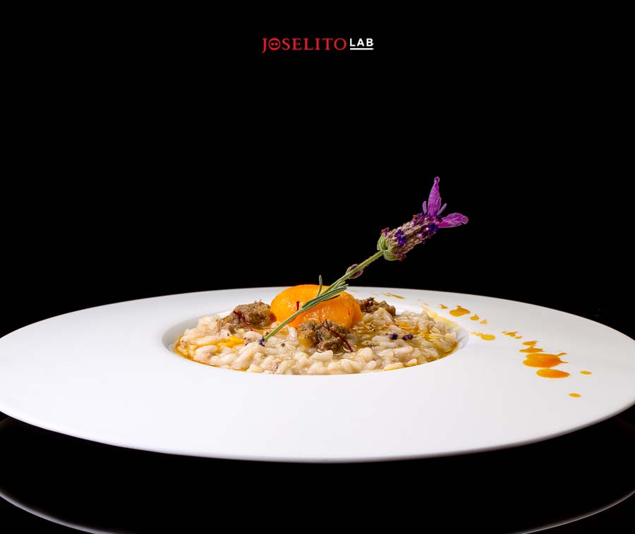 Risotto Joselito con lavanda y melón al azafrán
