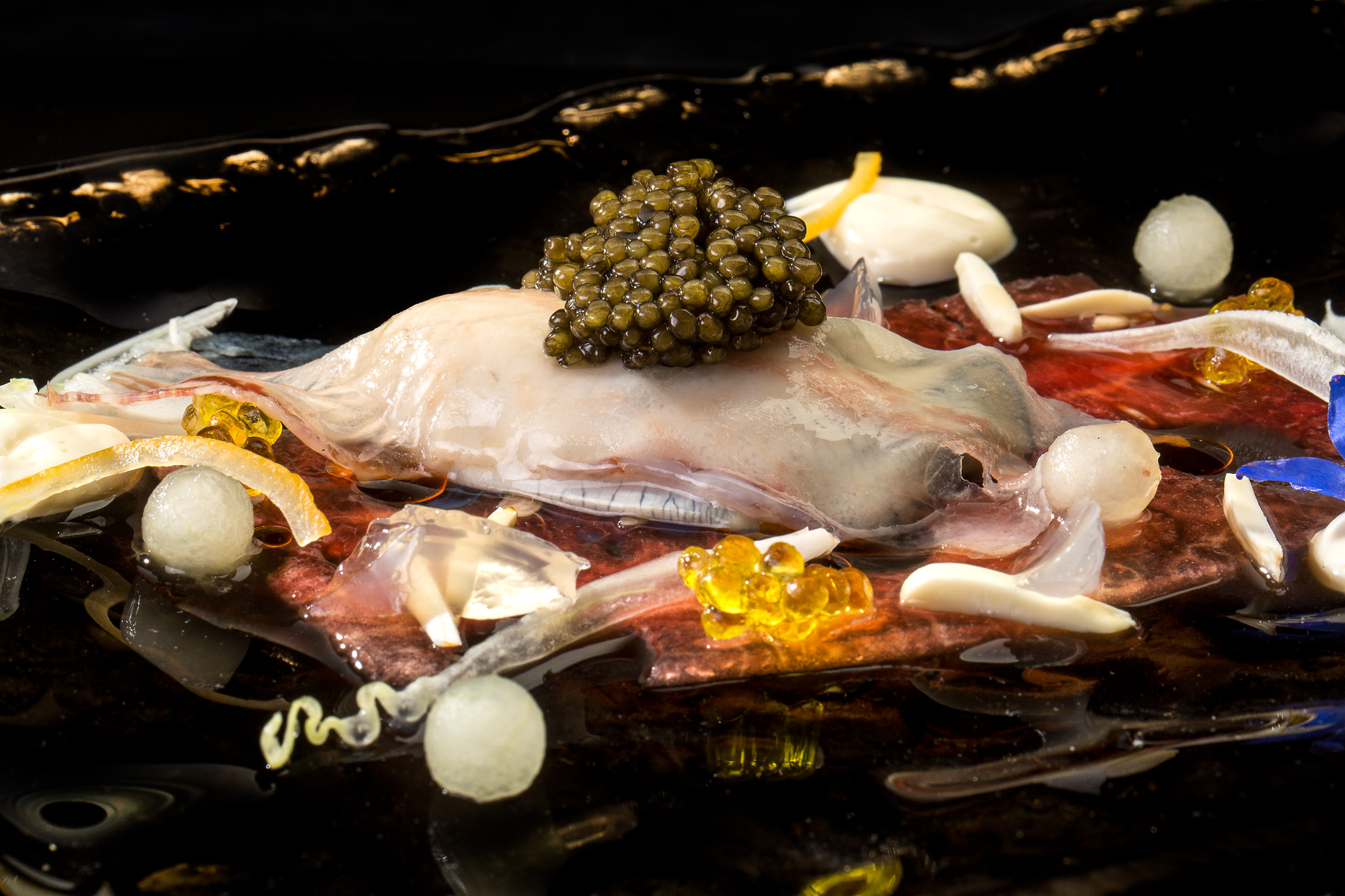 Panceta Joselito y ostras Gillardeau con sandía