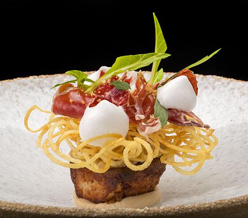 Molleja con Jamón Joselito, Avellana y Pimienta Blanca