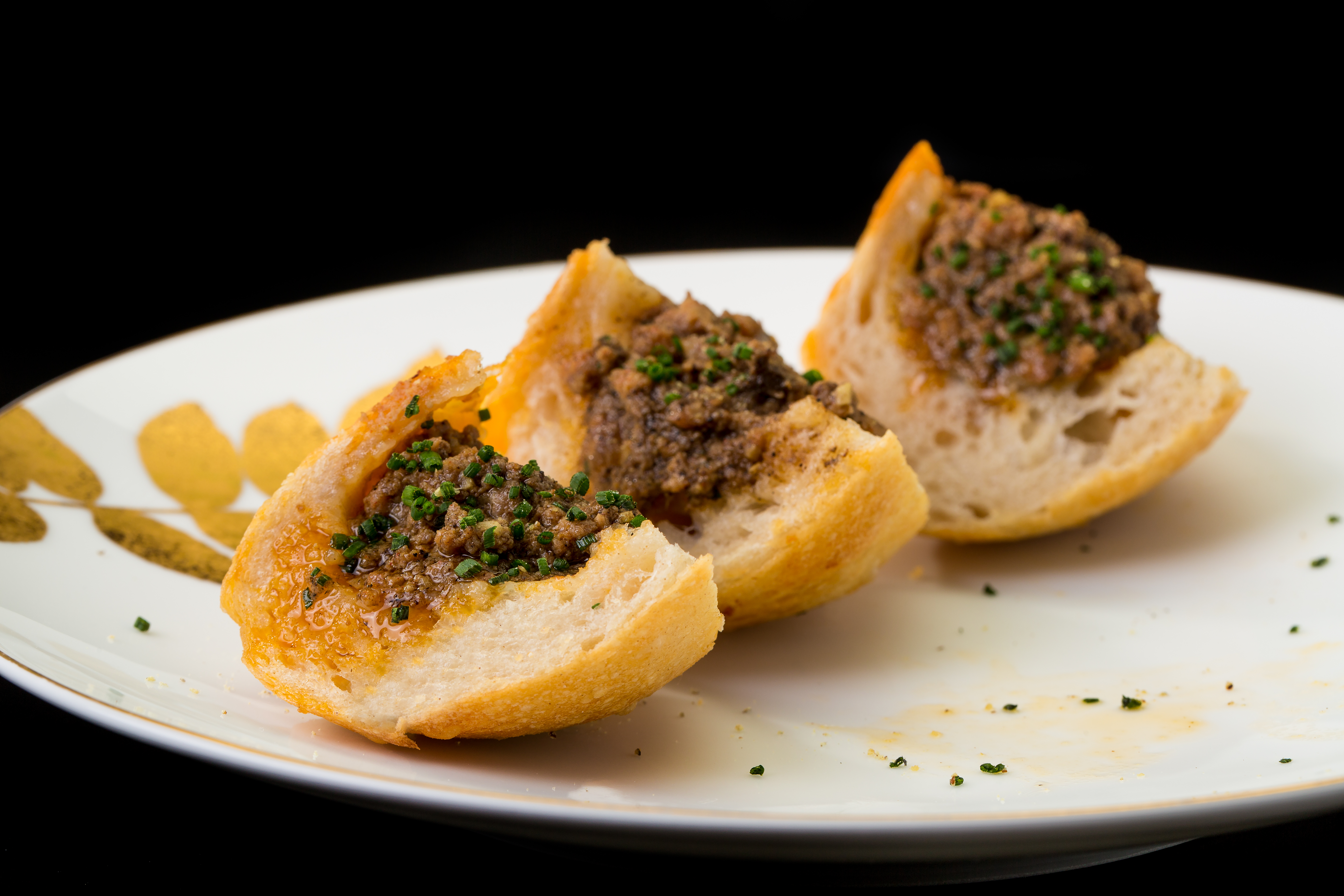 Pan relleno, vinagreta trufada