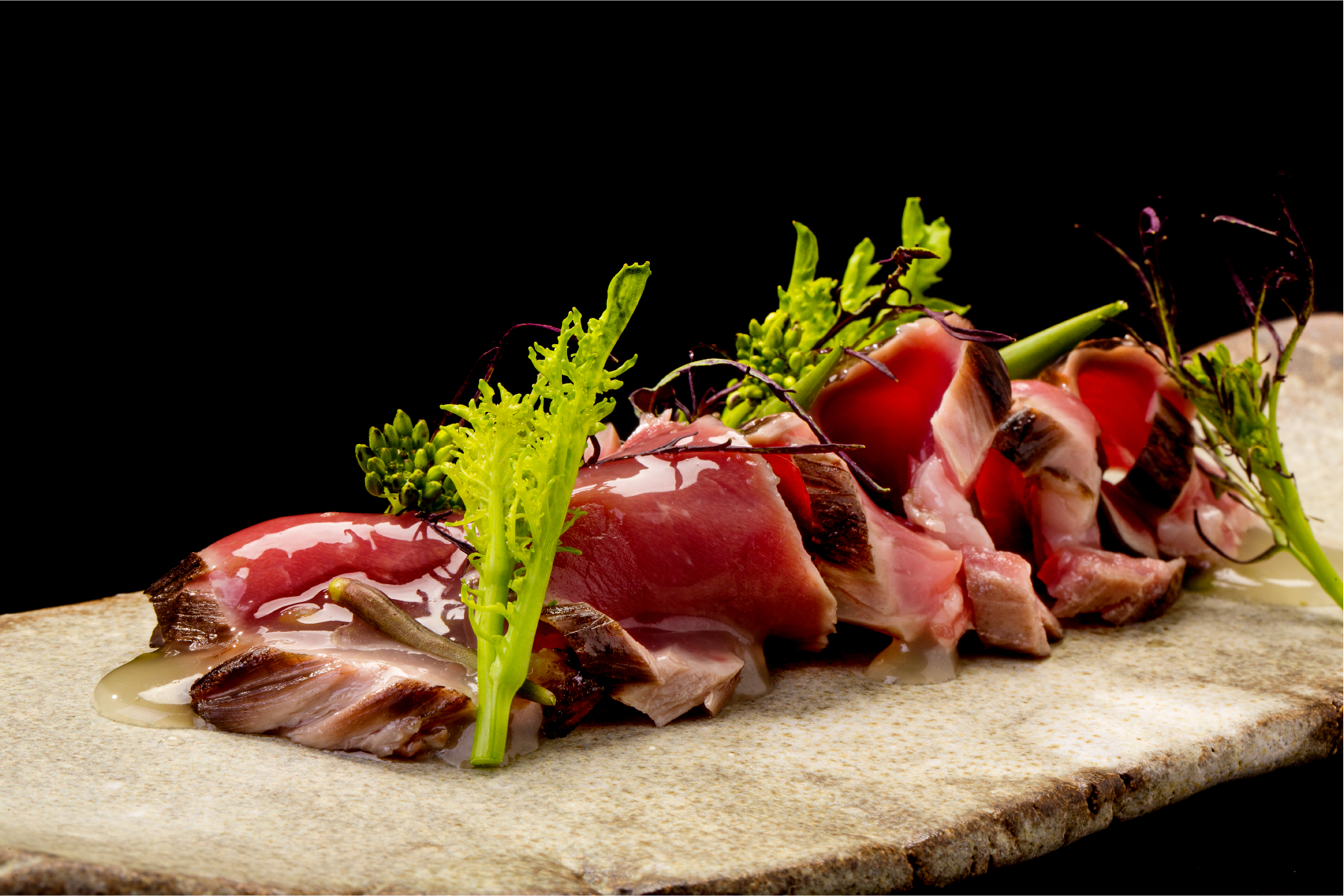 Tataki de solomillo Joselito con brasa de sarmiento