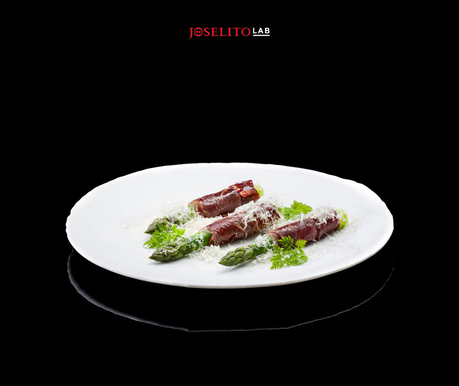 ENVOLTINI JOSELITO CON ESPÁRRAGOS - CALIENTE