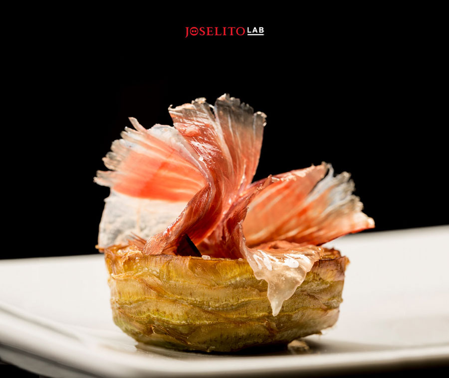 ALCACHOFAS CON HUEVO DE CODORNIZ Y JOSELITO